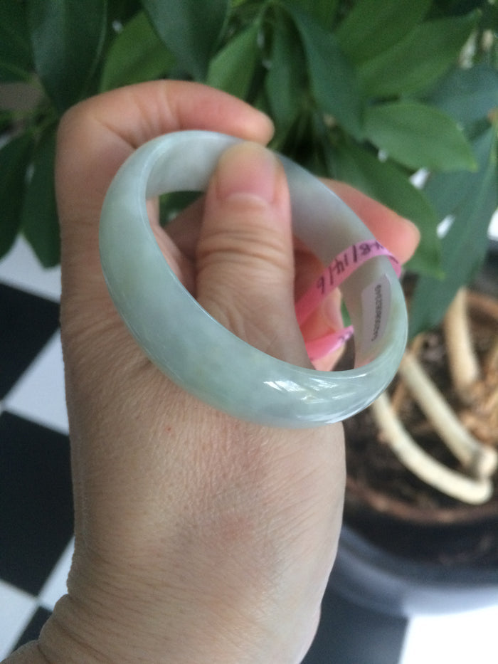 52mm Certified Type A 100% Natural light green/white oval Jadeite Jade bangle Z42-2349