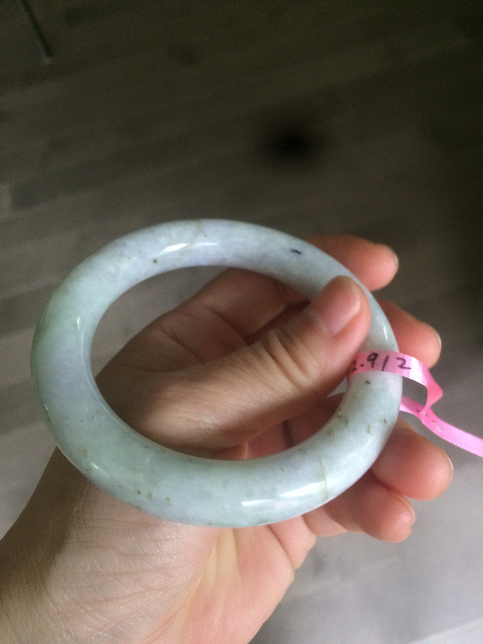56.6mm 100% natural light green/white chubby round cut jadeite jade bangle L65