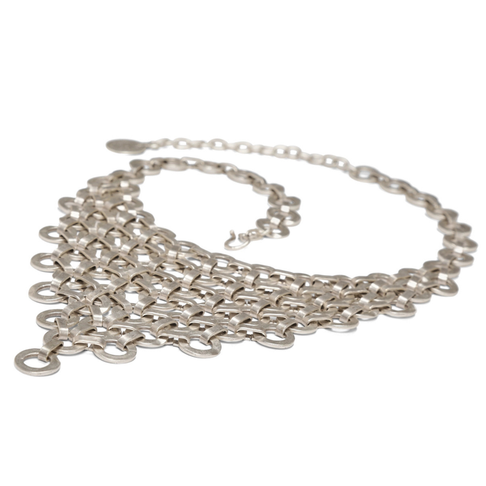 Chanour Aurora Mesh Necklace featuring a delicate, intricate mesh design in a stylish collar style.