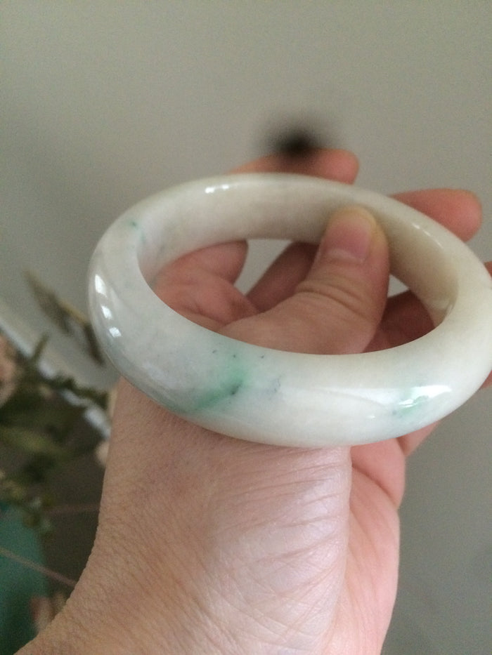 Certified 100% natural 57mm beige/sunny green chubby jadeite jade bangle B1-0466
