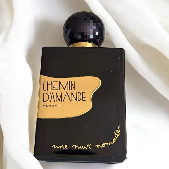 Chemin d'Amande by Une Nuit Nomade