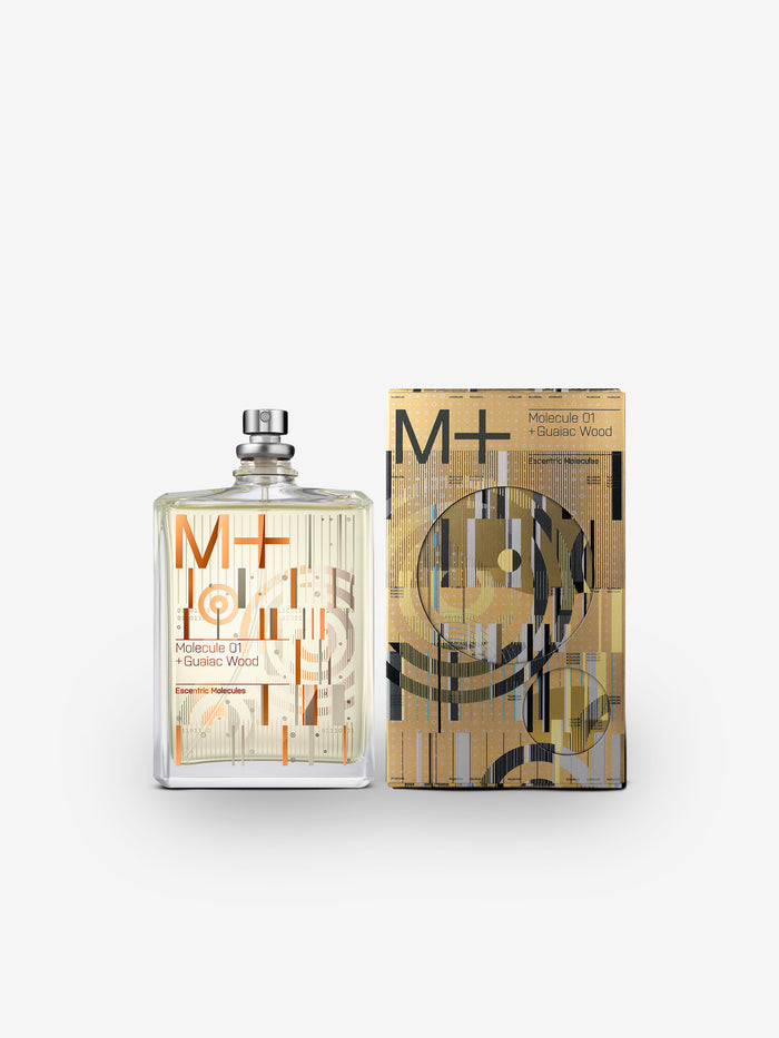 M01 + Guaiac Wood by Escentric Molecules